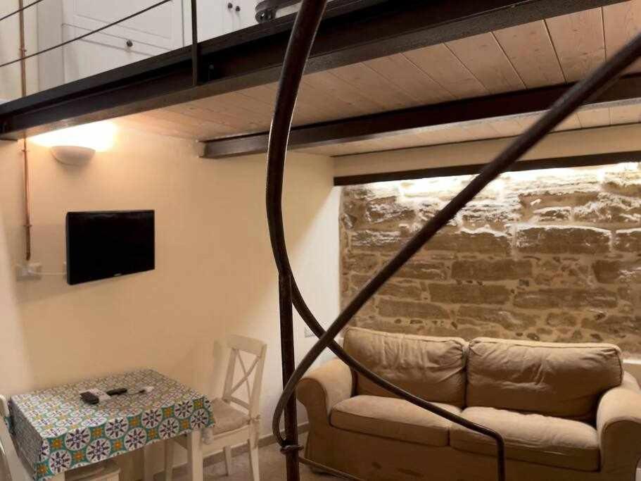 Suite Minerva 10 Steps From Piazza Civica Alghero Ngoại thất bức ảnh